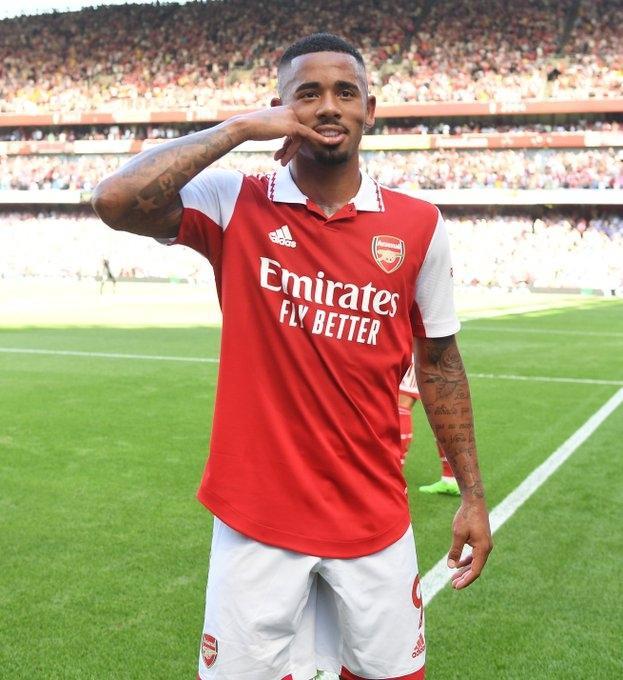 状态全无！浓眉半场4中0贡献0分3板2助，罚球2中0（手感冰冷！浓眉半场4投全失仅0分3板2助，两罚全失）