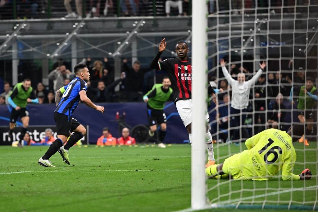 印媒：在梅西提前离场后印度球迷冲入球场大闹，有人受伤（印媒：梅西提前退场后印度球迷闯入球场引发骚乱，致人受伤）