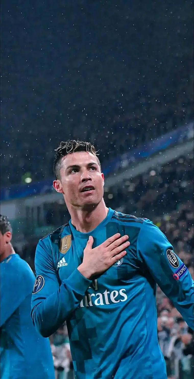 门将成最大主角，连续神扑吓傻对手（门将抢尽风头，连连神扑令对手目瞪口呆）