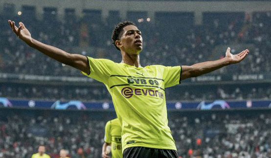 阿莫林：曼联能应对姆伯莫等三星踢非洲杯，谢什科有潜力可挖（阿莫林称曼联无惧姆伯莫等三将征战非洲杯，谢什科潜力有待挖掘）