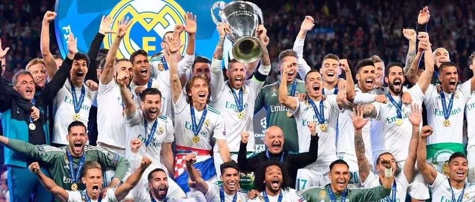 布莱顿发布三笘薰手持二战时日本侵略者照片的图片，如今已删除道歉但限制评论（布莱顿曾发三笘薰手持二战日本侵略者照片，现已删帖致歉并限制评论）