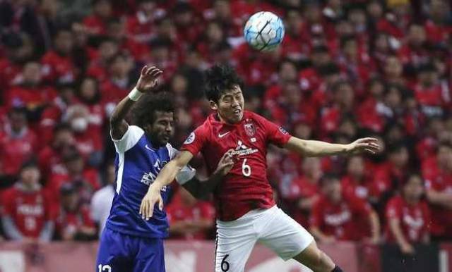 欧冠积分榜：拜仁、阿森纳、国米全胜领跑，下轮前二直接对话（欧冠形势：拜仁、阿森纳、国米以全胜占先，下轮榜前二正面交锋）