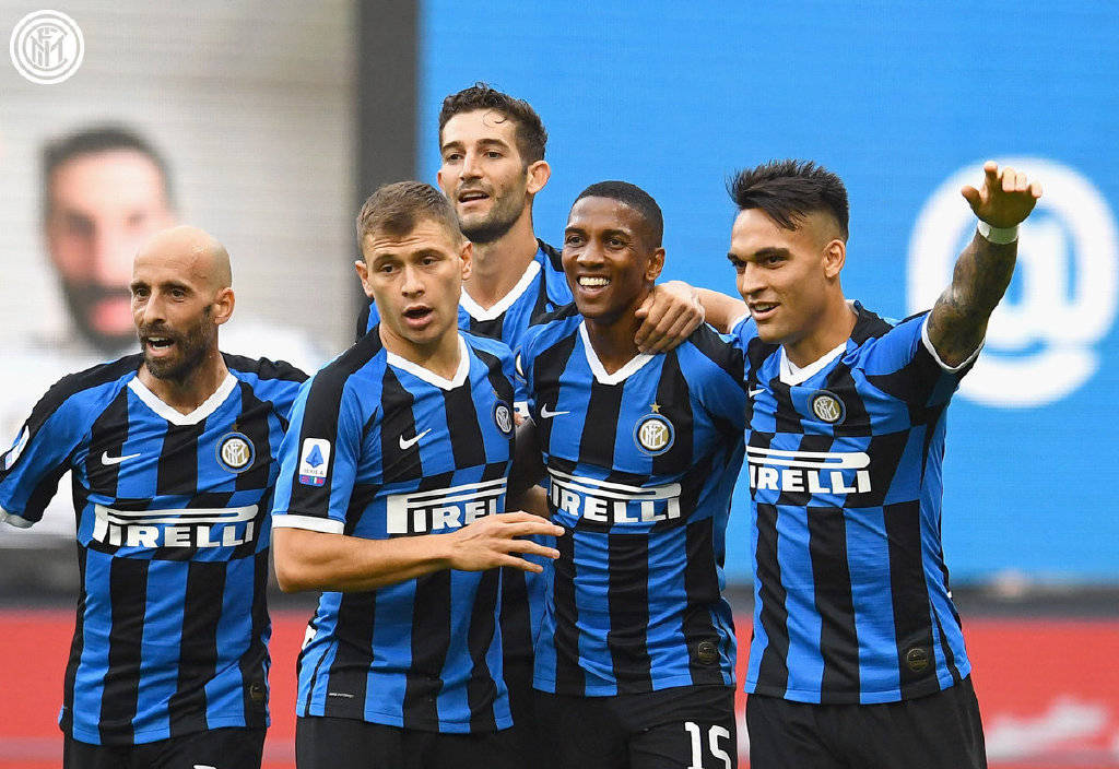 连续定位球丢球，拜仁本赛季首次两球落后