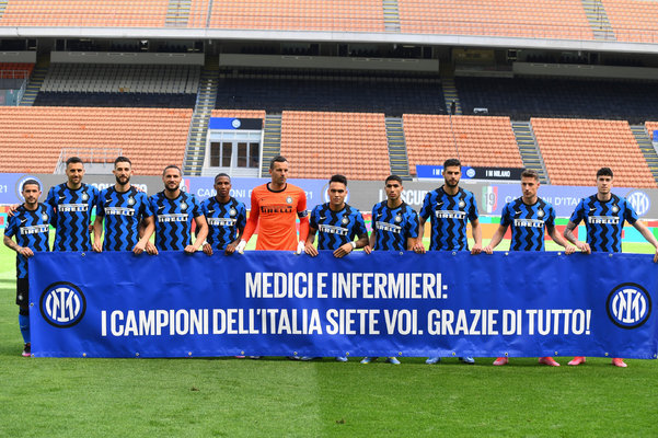 罗马诺：奥纳纳会在夏天回到曼联，但曼联还会为他找下家（罗马诺：奥纳纳今夏重返曼联，俱乐部仍将为其寻找下家）