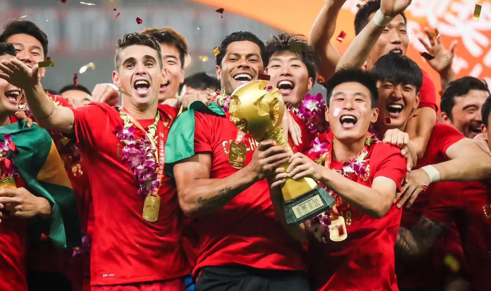 姆巴佩启动瞬间无人能挡（姆巴佩一提速，谁也拦不住）