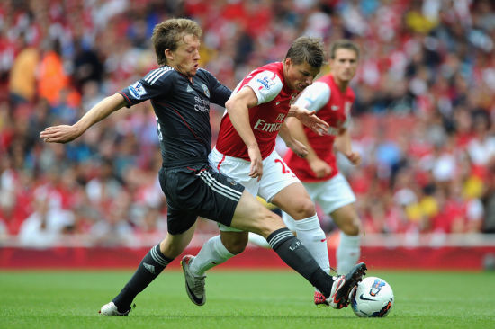 米兰主教练阿莱格里接受采访时表示：我期待冬季窗口的到来，我们会做合适的补强（阿莱格里：期待冬窗开启，米兰将进行针对性补强）