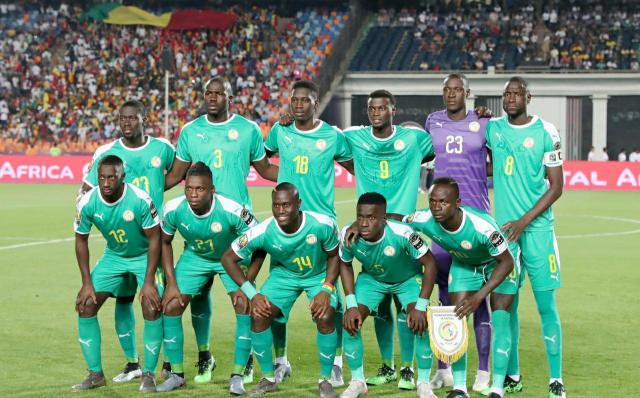 本赛季第三次当选！索博斯洛伊获评利物浦11月最佳球员（索博斯洛伊荣膺利物浦11月最佳，赛季第三次当选）