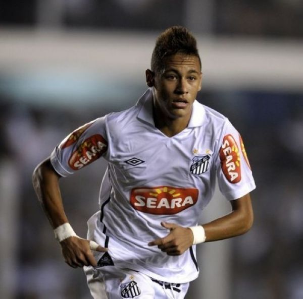 日本11月号码：藤田让瑠奇马7号、町野修斗9号、前田大然11号（日本队11月球衣号码：藤田让瑠奇马7号、町野修斗9号、前田大然11号）